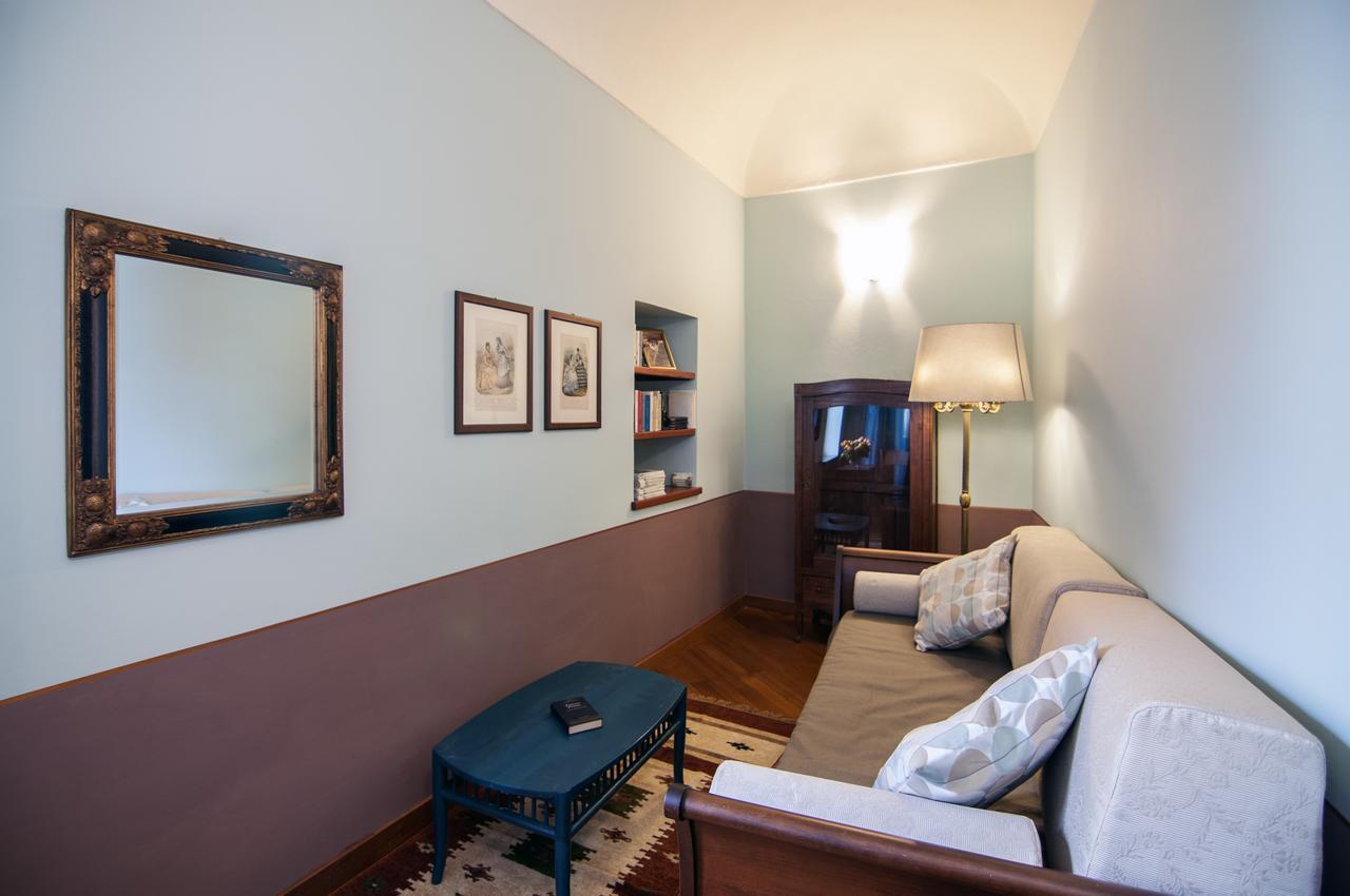 Casa Asso Di Coppe B&B Alba  Bagian luar foto
