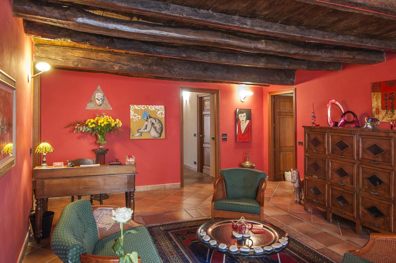 Casa Asso Di Coppe B&B Alba  Bagian luar foto