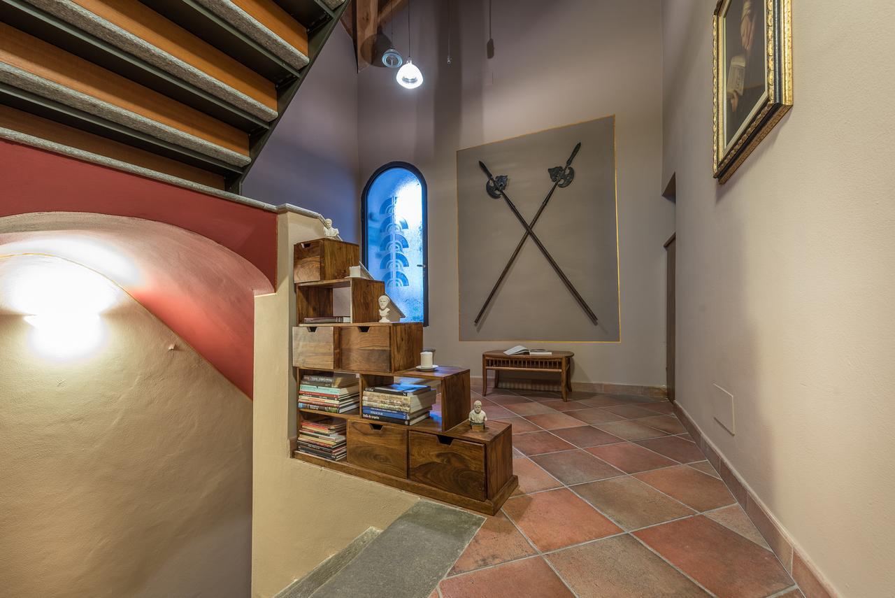 Casa Asso Di Coppe B&B Alba  Bagian luar foto