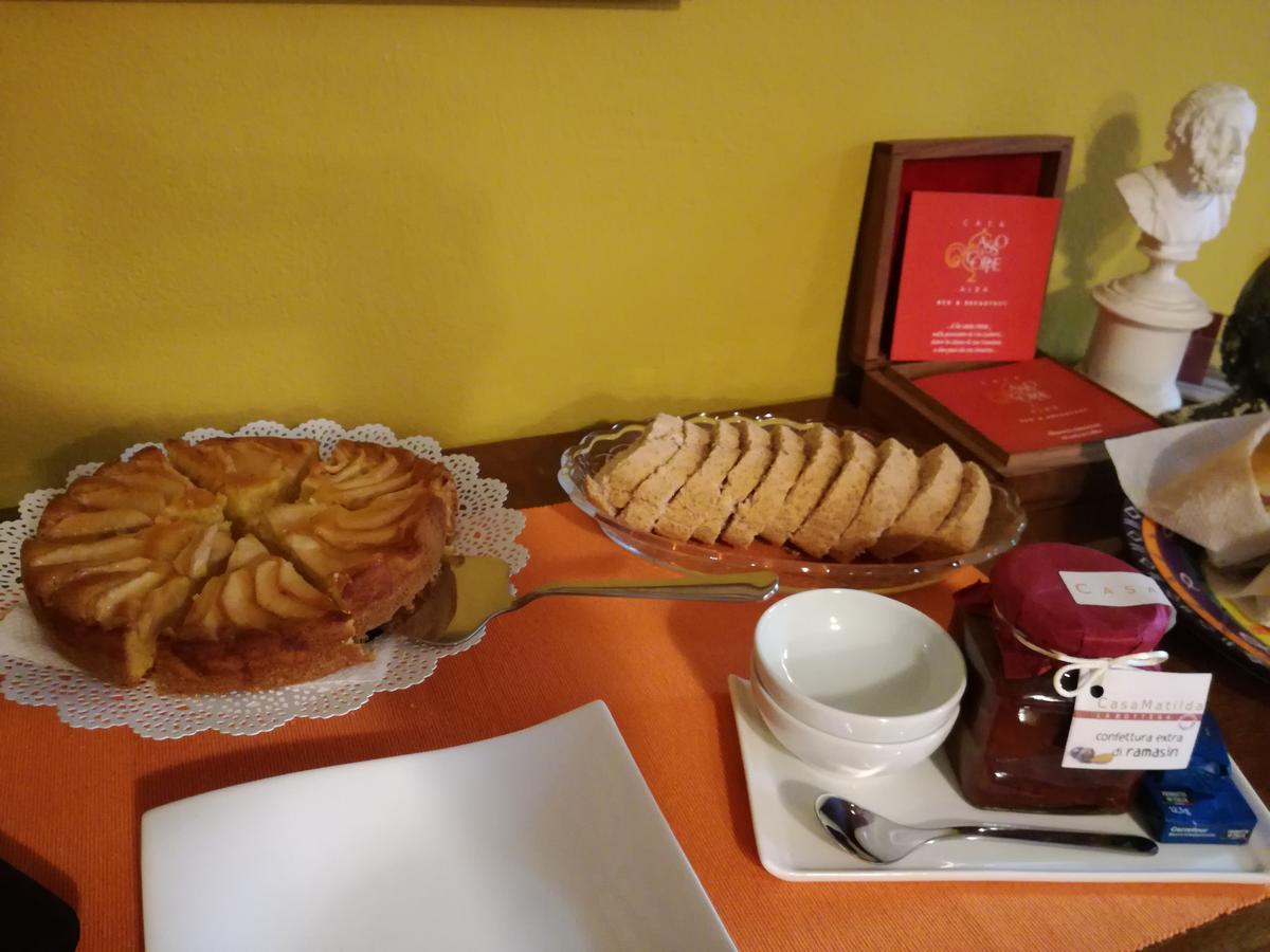 Casa Asso Di Coppe B&B Alba  Bagian luar foto