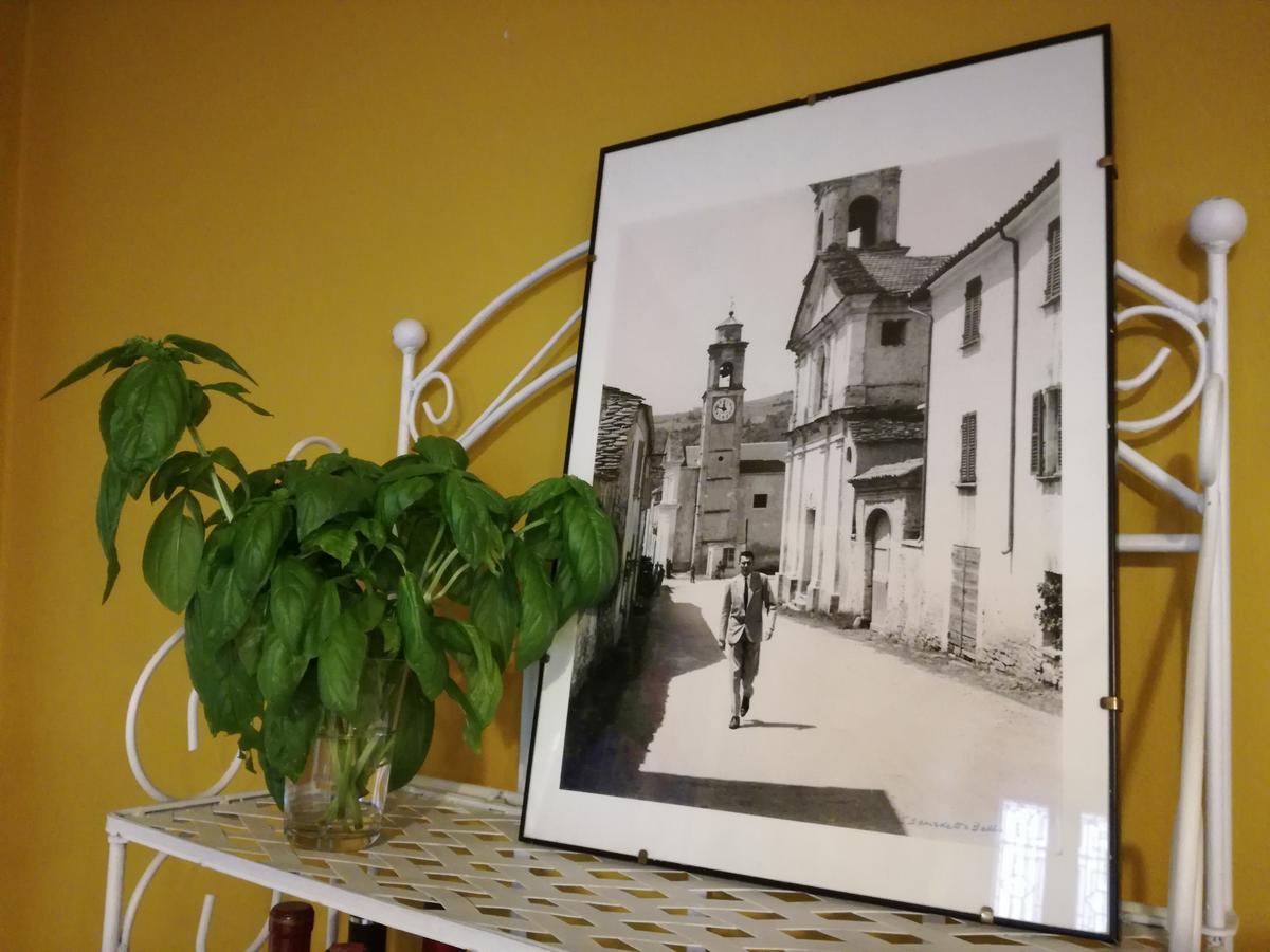 Casa Asso Di Coppe B&B Alba  Bagian luar foto
