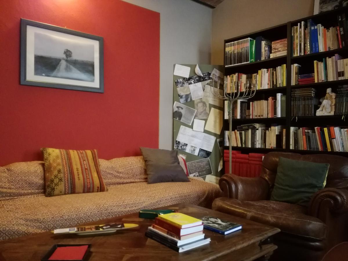 Casa Asso Di Coppe B&B Alba  Bagian luar foto